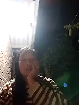 miss-su online show from 09/28/25, 06:46