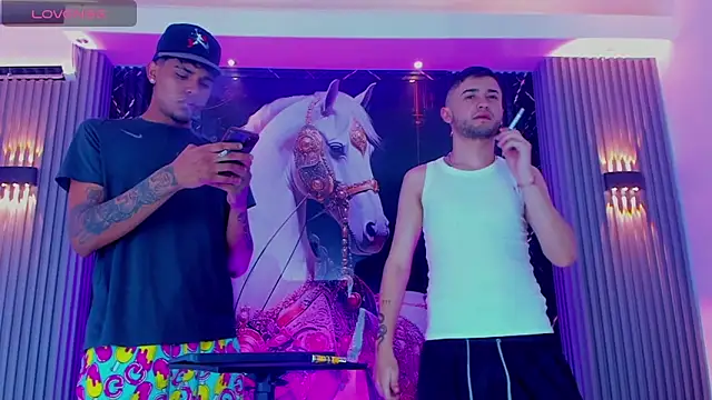 Snapshot of Extreme_boys2 chatting on 09/09/25, 04:12 Extreme boys2 online show from 09/09/25, 04:12