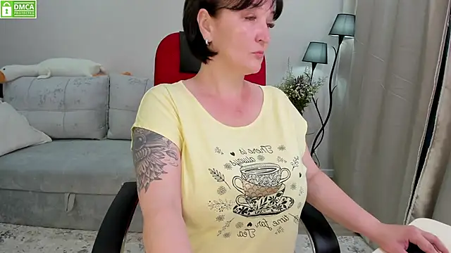 Snapshot of Sanata_James chatting on 07/06/26, 02:36 Sanata James online show from 07/06/26, 02:36
