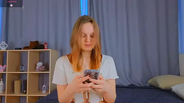 Snapshot of MandaReh chatting on 02/03/26, 04:10 MandaReh online show from 02/03/26, 04:10