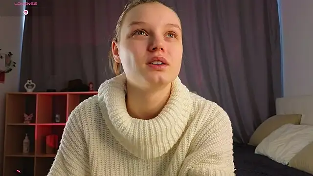 Snapshot of MandaReh chatting on 02/05/26, 04:06 MandaReh online show from 02/05/26, 04:06