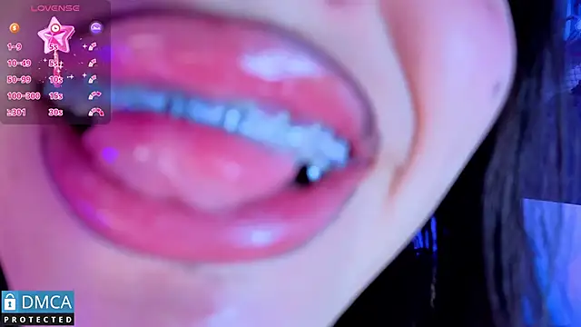 Snapshot of CandyKane06_ chatting on 11/07/25, 02:11 CandyKane06 online show from 11/07/25, 02:11