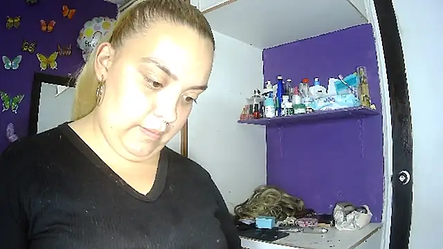 Snapshot of Sasha_TK chatting on 04/20/26, 01:19 Sasha TK online show from 04/20/26, 01:19