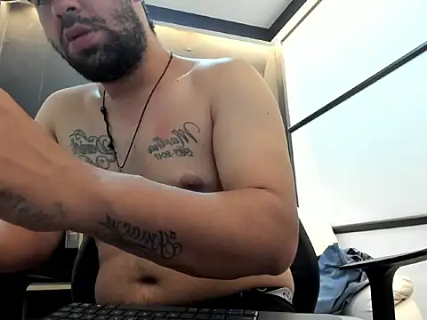 JhoanMontes online show from 10/08/25, 08:28