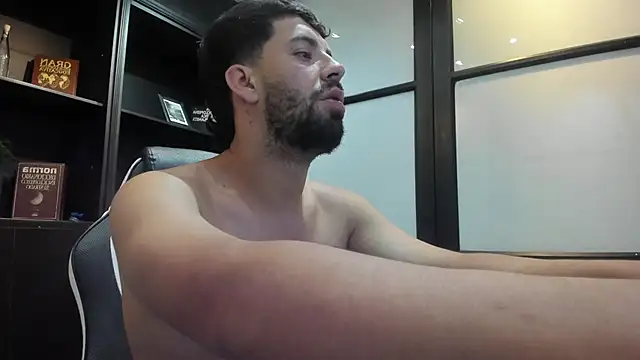 JhoanMontes online show from 10/23/25, 07:45