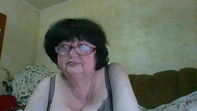 MilaSky5303 online show from 11/16/25, 10:15