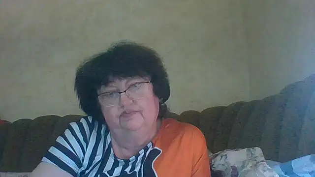 MilaSky5303 online show from 12/01/25, 03:39