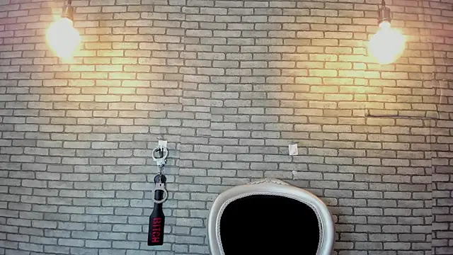 Briana 24 online show from 01/12/26, 07:19