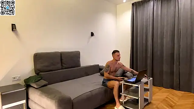 Snapshot of speed_god chatting on 10/06/25, 09:12 speed god online show from 10/06/25, 09:12