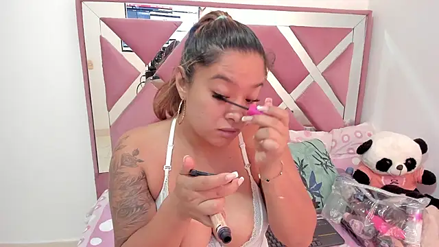 bellalumi online show from 02/20/26, 07:32