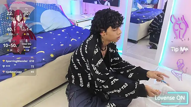 Snapshot of Thedoll_ethan7 chatting on 11/04/25, 07:46 Thedoll ethan7 online show from 11/04/25, 07:46