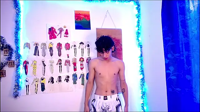 Snapshot of Thedoll_ethan7 chatting on 12/05/25, 07:54 Thedoll ethan7 online show from 12/05/25, 07:54