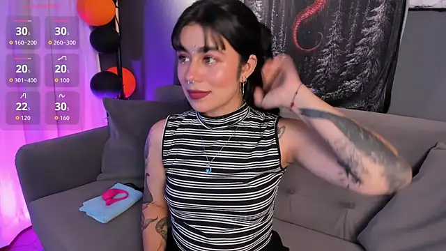 flower smith  online show from 10/22/25, 11:54