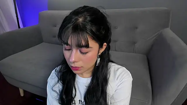 flower smith  online show from 03/29/26, 02:06