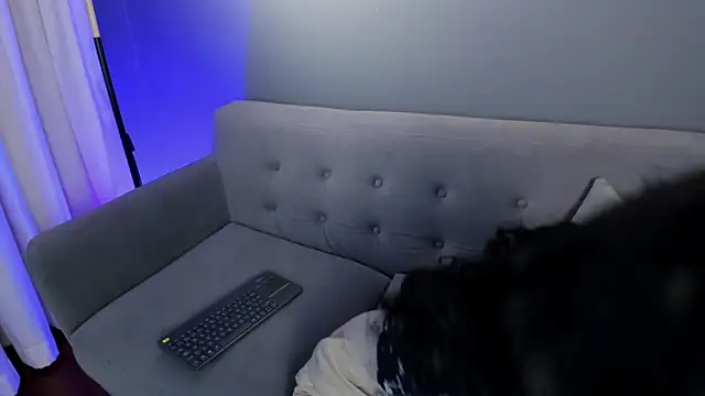 flower smith  online show from 04/09/26, 11:59