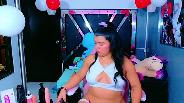 Snapshot of Selene_Thomson chatting on 09/21/25, 06:48 Selene Thomson online show from 09/21/25, 06:48