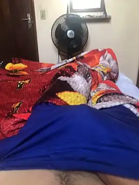 Snapshot of jmmm140793 chatting on 10/26/25, 12:11 jmmm140793 online show from 10/26/25, 12:11