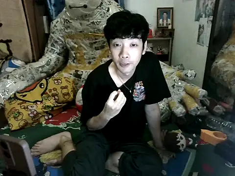 moaman190 online show from 10/09/25, 04:49