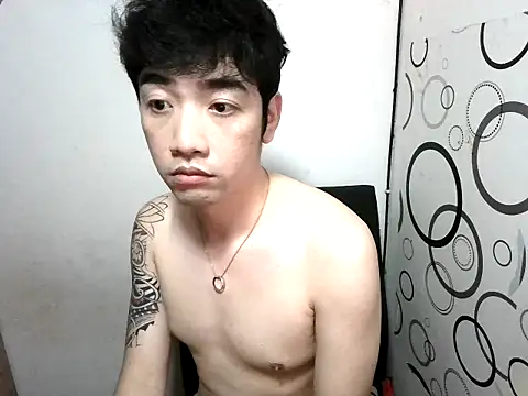 moaman190 online show from 10/15/25, 07:47