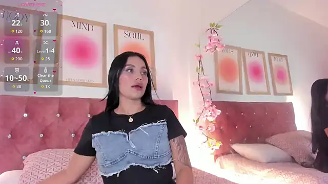 GabiHills online show from 12/18/25, 06:03