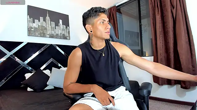 Adan Oriol online show from 04/10/26, 03:45