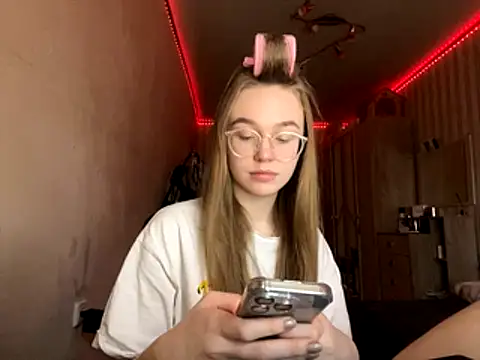 bellameow88 online show from 11/27/25, 06:04