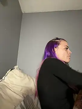 ittybittymeryssa online show from 11/11/25, 08:42