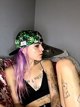 ittybittymeryssa online show from 11/19/25, 11:21