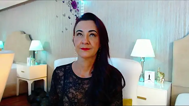 Snapshot of ScarleetJonson chatting on 10/07/25, 07:11 ScarleetJonson online show from 10/07/25, 07:11