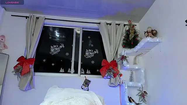 Selenafox 0 online show from 11/19/25, 02:00