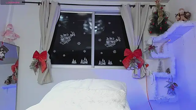 Selenafox 0 online show from 11/29/25, 02:03