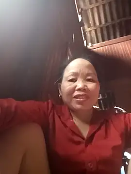  YooY  online show from 10/19/25, 03:40