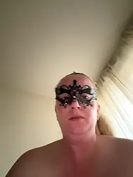 Snapshot of Eflctt chatting on 10/06/25, 04:37 Eflctt online show from 10/06/25, 04:37