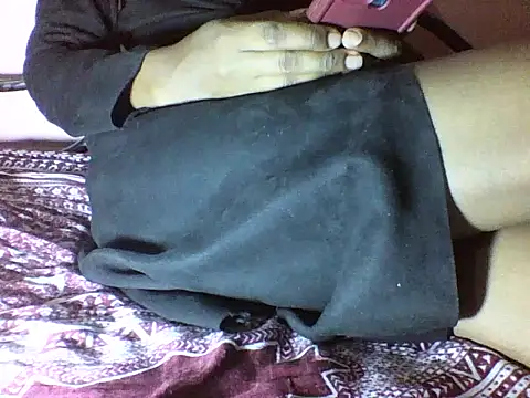 Snapshot of Moongodessy chatting on 09/24/25, 04:10 Moongodessy online show from 09/24/25, 04:10