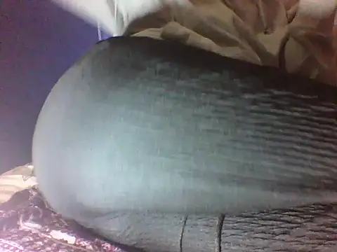 Snapshot of Moongodessy chatting on 09/26/25, 06:45 Moongodessy online show from 09/26/25, 06:45