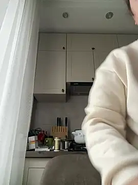 AliceCurlyX online show from 02/08/26, 07:34