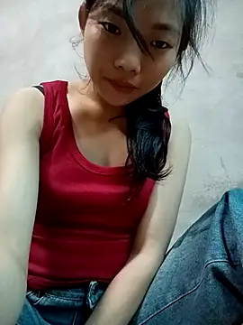 Snapshot of Ananine chatting on 11/11/25, 03:06 Ananine online show from 11/11/25, 03:06