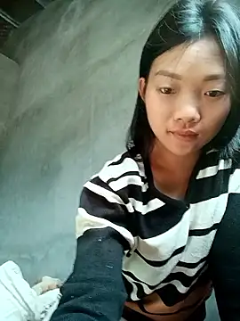 Snapshot of Ananine chatting on 12/03/25, 06:10 Ananine online show from 12/03/25, 06:10