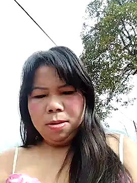 lusy-00 online show from 12/23/25, 02:42