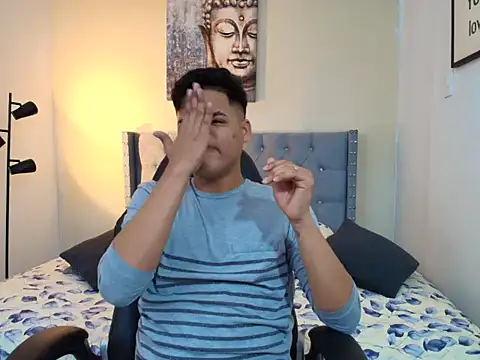 Snapshot of stewart_mateo_ chatting on 10/06/25, 01:58 stewart mateo  online show from 10/06/25, 01:58