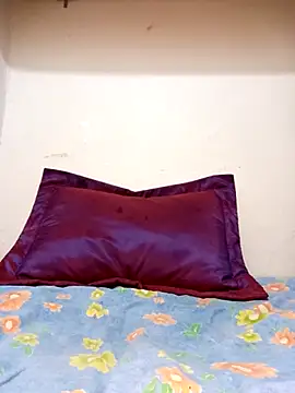 linalolo 12 online show from 04/17/26, 09:18