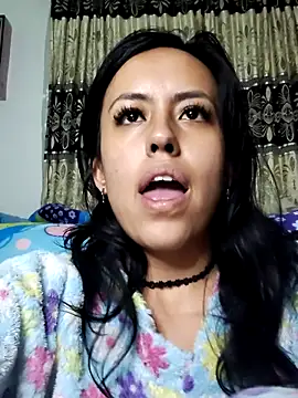 Queen Ashly online show from 12/04/25, 02:32