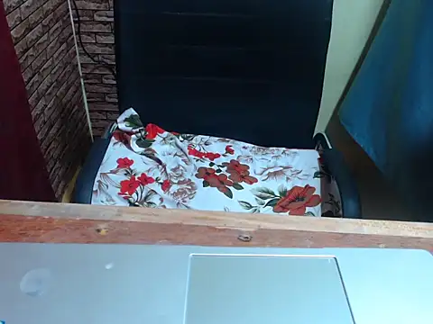 Snapshot of Sexy_Mama_Teresa chatting on 03/21/26, 06:07 Sexy Mama Teresa online show from 03/21/26, 06:07