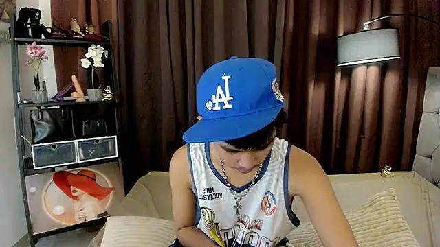 Snapshot of urfantasyhotbaby chatting on 11/26/25, 05:47 urfantasyhotbaby online show from 11/26/25, 05:47