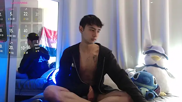 Snapshot of Noah_Blaze chatting on 09/12/25, 03:45 Noah Blaze online show from 09/12/25, 03:45