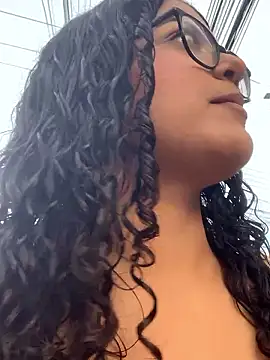 Snapshot of caritobeachdh chatting on 09/11/25, 10:32 caritobeachdh online show from 09/11/25, 10:32