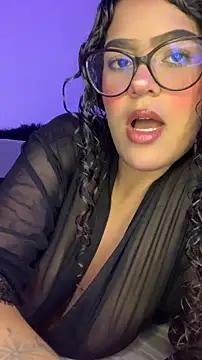 Snapshot of caritobeachdh chatting on 10/13/25, 06:57 caritobeachdh online show from 10/13/25, 06:57