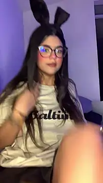 Snapshot of caritobeachdh chatting on 11/03/25, 05:09 caritobeachdh online show from 11/03/25, 05:09