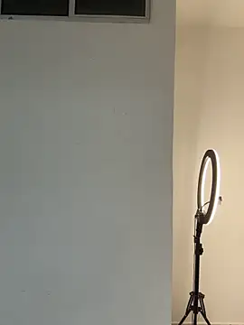 Snapshot of caritobeachdh chatting on 02/03/26, 04:43 caritobeachdh online show from 02/03/26, 04:43