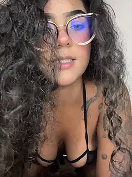 Snapshot of caritobeachdh chatting on 02/05/26, 05:34 caritobeachdh online show from 02/05/26, 05:34